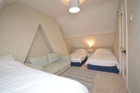 5 bedroom semi-detached house to rent - Photo 2