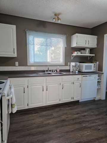 257 Overdown Drive *Furnished* - Photo 4