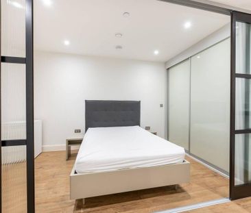 Studio to rent - Photo 6