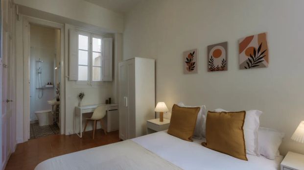 Room in a shared 6-bedroom apartment for rent in El Putget i Farró, professionals and students only - Foto 1