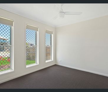 Family Home in Mango Hill - Photo 3