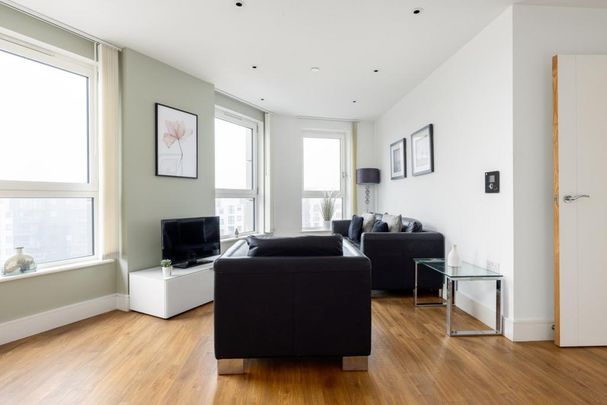 2 bedroom flat to rent - Photo 1