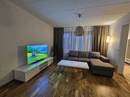 Fältgatan, Kumla - Foto 1