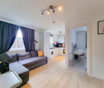 Scammell Way, Watford, WD18 - Photo 1