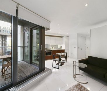 Studio to rent - Photo 2
