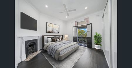 Charming Victorian terrace in fashionable Paddington and on cusp of Woollahra - Entry via Windsor Lane - Photo 2