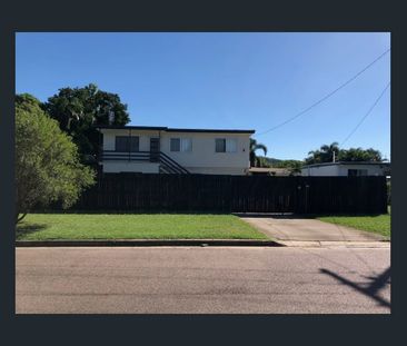 Upstairs Level | Fully Furnished | Utilities included - Photo 6