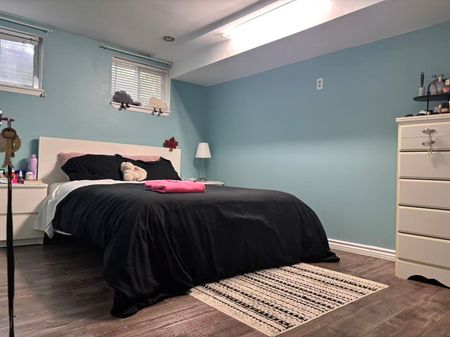 For Lease - 35 Cairnside Crescent, Toronto, Ontario - Photo 4