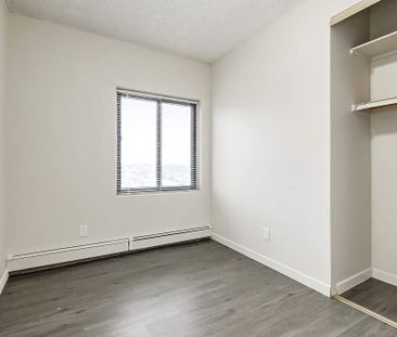 Premier Suite - 2 Bedroom - Photo 4