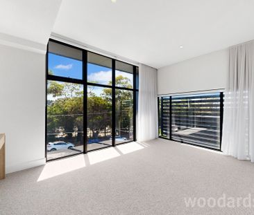 Unrivalled Luxury and Contemporary Elegance with this 3-bedroom Arc... - Photo 4
