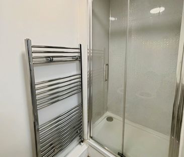 Cedar Road, St. Athan, BARRY - Photo 5