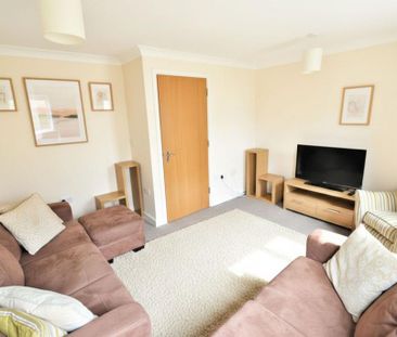 4 bedroom terraced house to rent - Photo 2