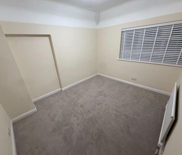 3 bedroom House To Let - Photo 3