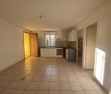 SALINELLES - Appartement F3 de 47m² au 1er étage - - Photo 1