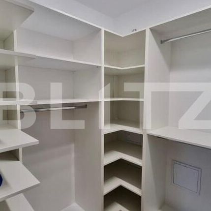 Apartament de lux, 3 camere, zona Centrala, parcare privata - Fotografie 1