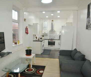 Standish Road, Fallowfield, Manchester, M14 - Photo 3