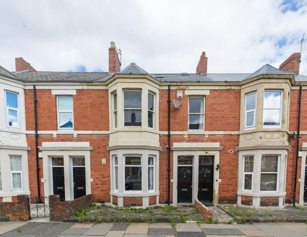 6 bedroom terraced house to rent - Photo 1