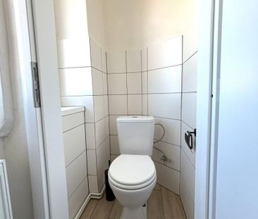Pronájem bytuRenting an apartment 2+1, 55 m2 - Photo 4