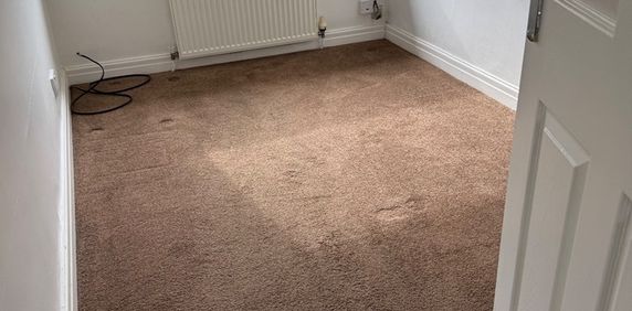 2 Bed Bungalow, Howbeck Close, CH43 - Photo 2