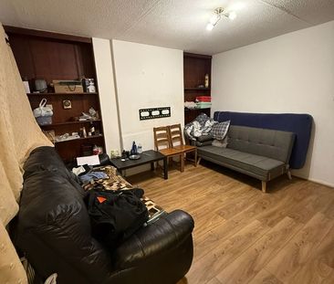 3 Bed Terraced House, The Bye Way, HA3 - Photo 3