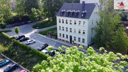 Großzügige 2-Raum-Wohnung - sehr zentral, direkt am Busbahnhof - Annaberg-Buchholz! - Photo 2