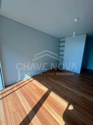 Luxury Apartment for rent in Matosinhos, Distrito do Porto - Photo 2