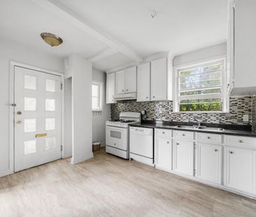 For Lease - 17 Pleasant Avenue, Toronto, Ontario - Photo 5