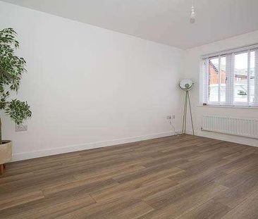 Broadleaf Close, Shurdington Road, Cheltenham, GL53 - Photo 4