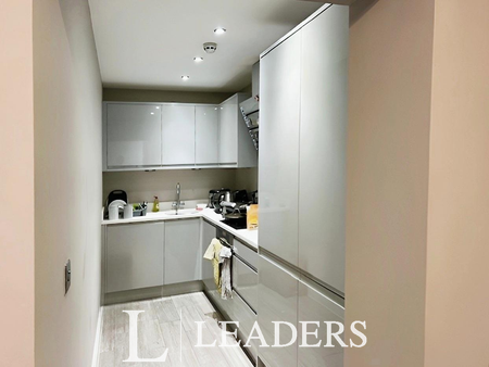 1 bedroom apartment to rent Green Diamond - Photo 4