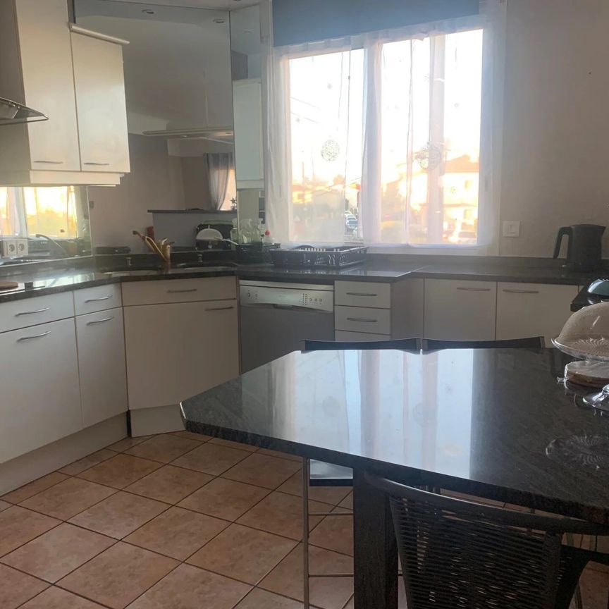 Location Villa 5 pièces 140 m2 à Perpignan - Photo 1