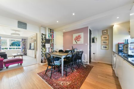 Garrick Close, SW18, London - Photo 2