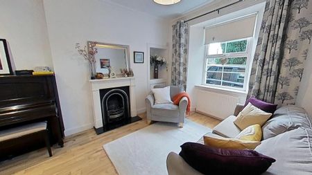 2 bedroom terraced house to rent - Photo 2