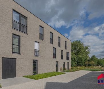 Prachtige penthouse met 2 slpks,carport, privatieve berging! - Photo 2