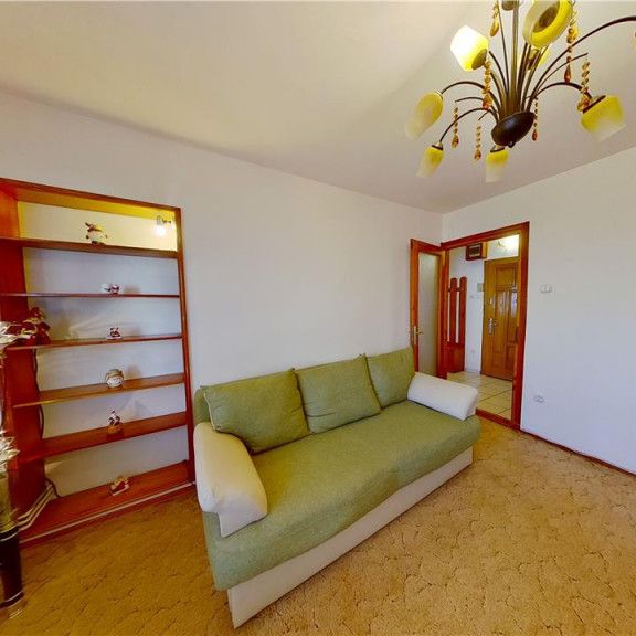 Garsoniera cocheta, mobilata si utilata - Zona Spitalul Jude - Fotografie 1