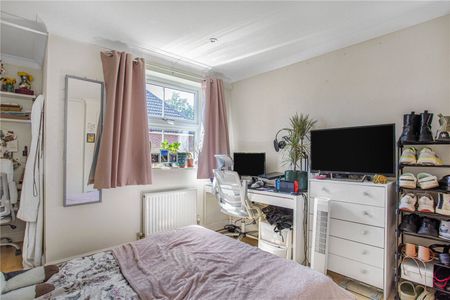 Victoria Mews, St. Judes Road, Englefield Green, Egham, TW20 0BF - Photo 5