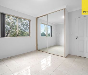 modern 2 bedroom home unit - Photo 1