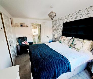 3 bedroom detached house to rent - Photo 6