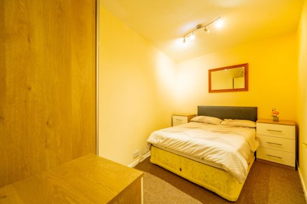 First Floor, 15 Beckside Gardens, Melrosegate - Photo 1