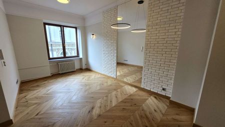 Centrum Warszawy, Mazowiecka, 3 pokoje 61 m² - Zdjęcie 2