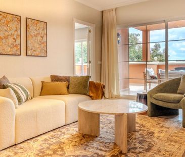 Middle Floor Apartment · Nueva Andalucía - Photo 3