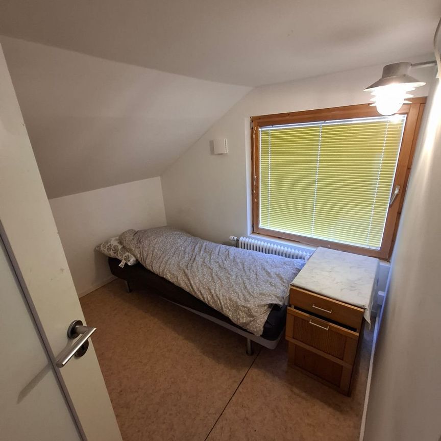 Östa, Märsta - Photo 1