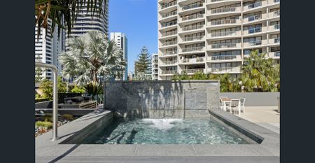 Broadbeach 1-Bed with Pool, Gym, Walk to the Beach with Car Park- Flexible furnished lease options available, 3-6 month lease options are available. - Photo 5