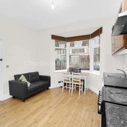 Woodlands Park Road, London, N15 - Photo 1