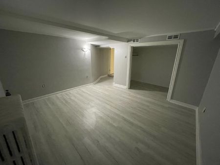 358 Cambridge Street N - Photo 5