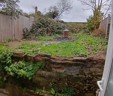 1 Bed Flat, Melfort Road, CR7 - Photo 6