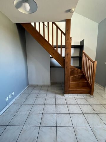 Appartement à louer - REIMS - PROCHE JEAN JAURES - Photo 4