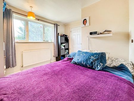 3 bedroom terraced house to rent - Photo 4