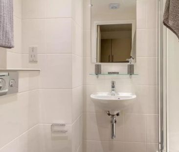 Standard Studio - Photo 4