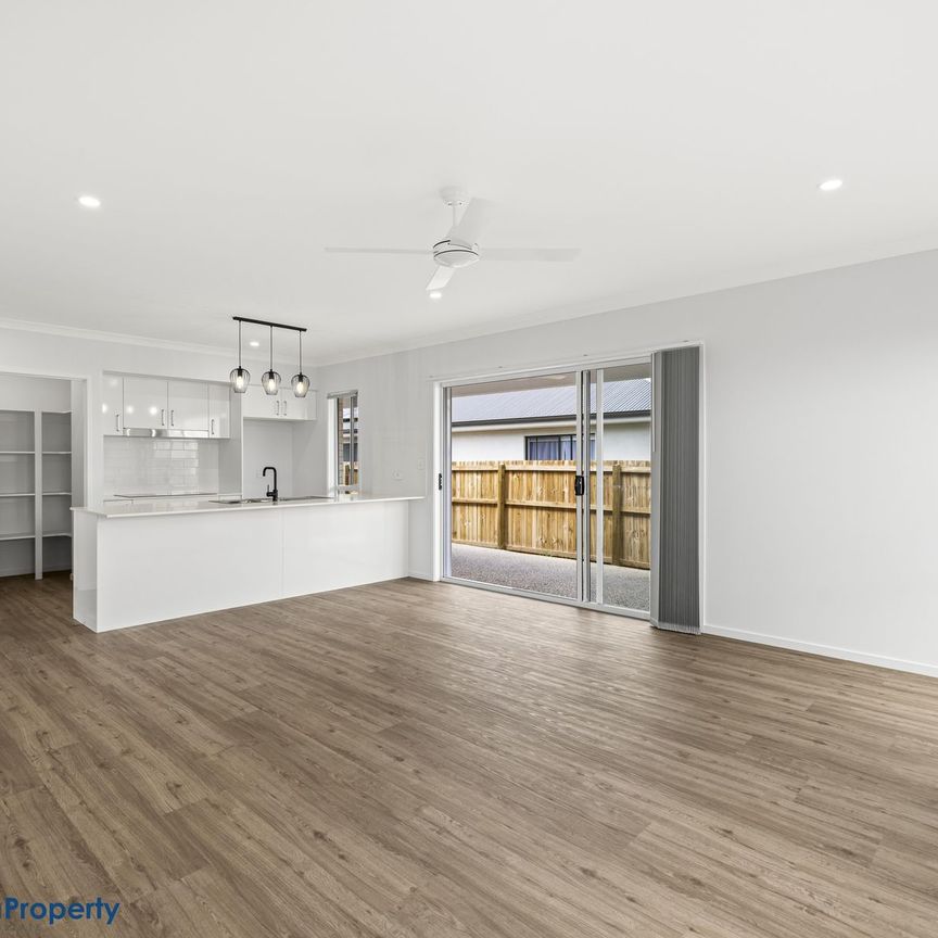 Brand New Family Home in Alford Grove Estate - Photo 1