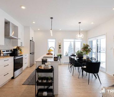 LUXUEUX condo 4 1/2 **Tout inclus** - Photo 4